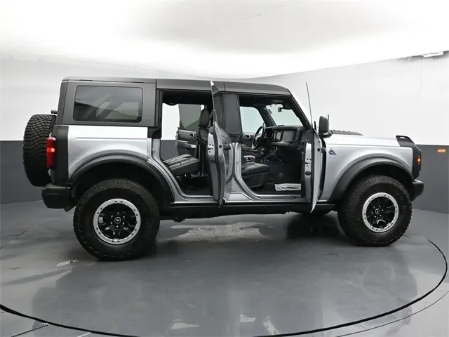 2023 Ford Bronco Black Diamond photo 28