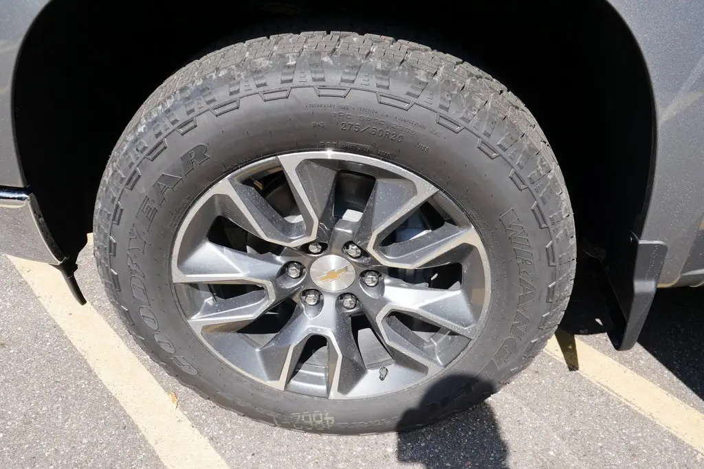 2026 Chevrolet Silverado LT photo 28
