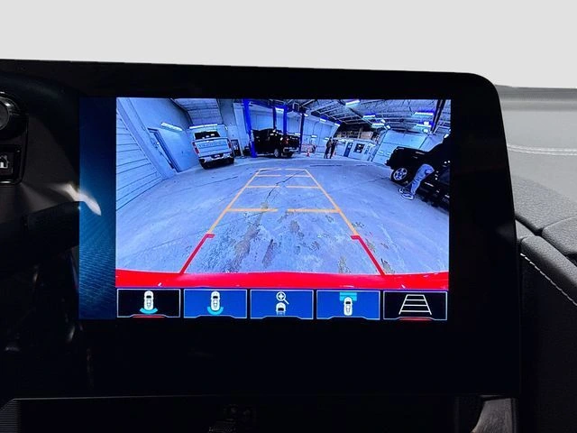 2025 Chevrolet Corvette 2LT - Photo 17