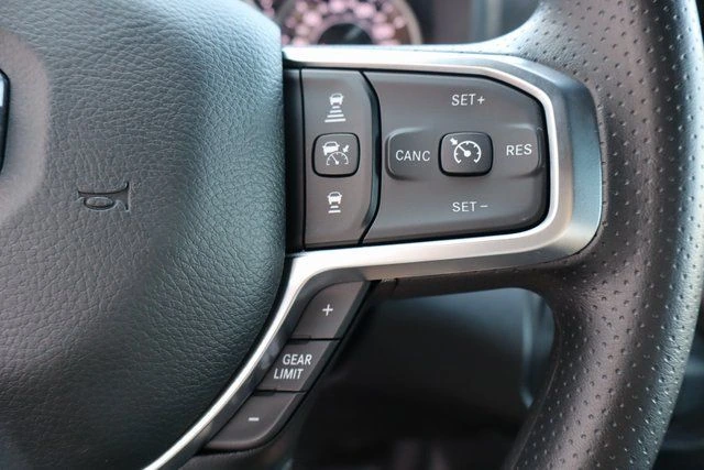 2025 RAM 3500 Chassis Tradesman - Photo 15