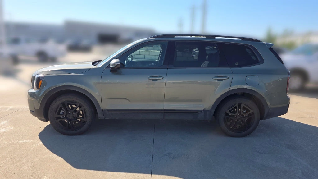 Used 2025 Kia Telluride SX Prestige X-Line with VIN 5XYP5DGC6SG679664 for sale in Kansas City