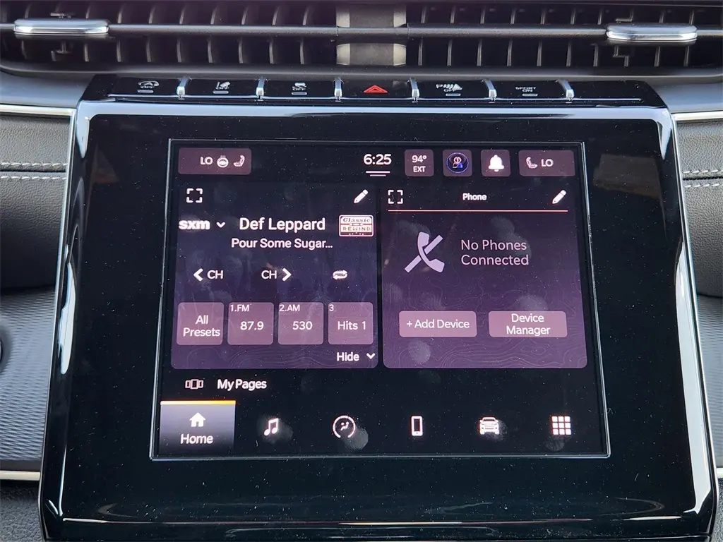2025 Jeep Grand Cherokee Laredo photo 13