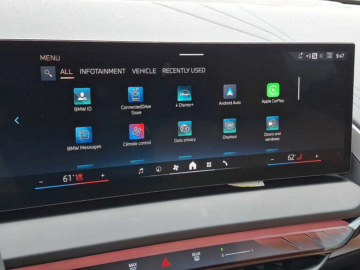 2026 BMW X3 30 - Photo 14