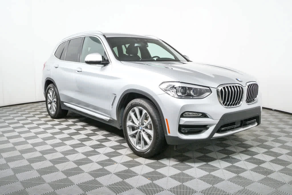 2019 BMW X3 sDrive30i's photo