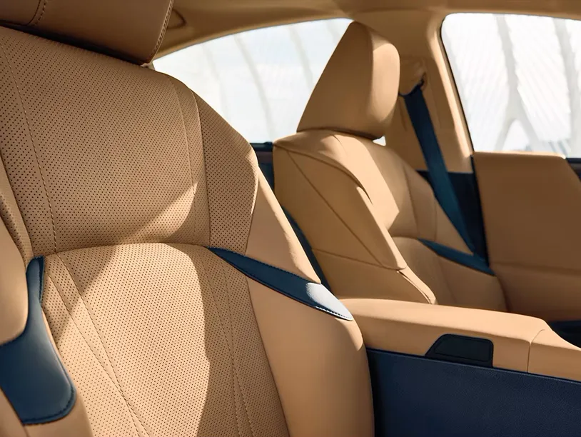 Lexus ES: