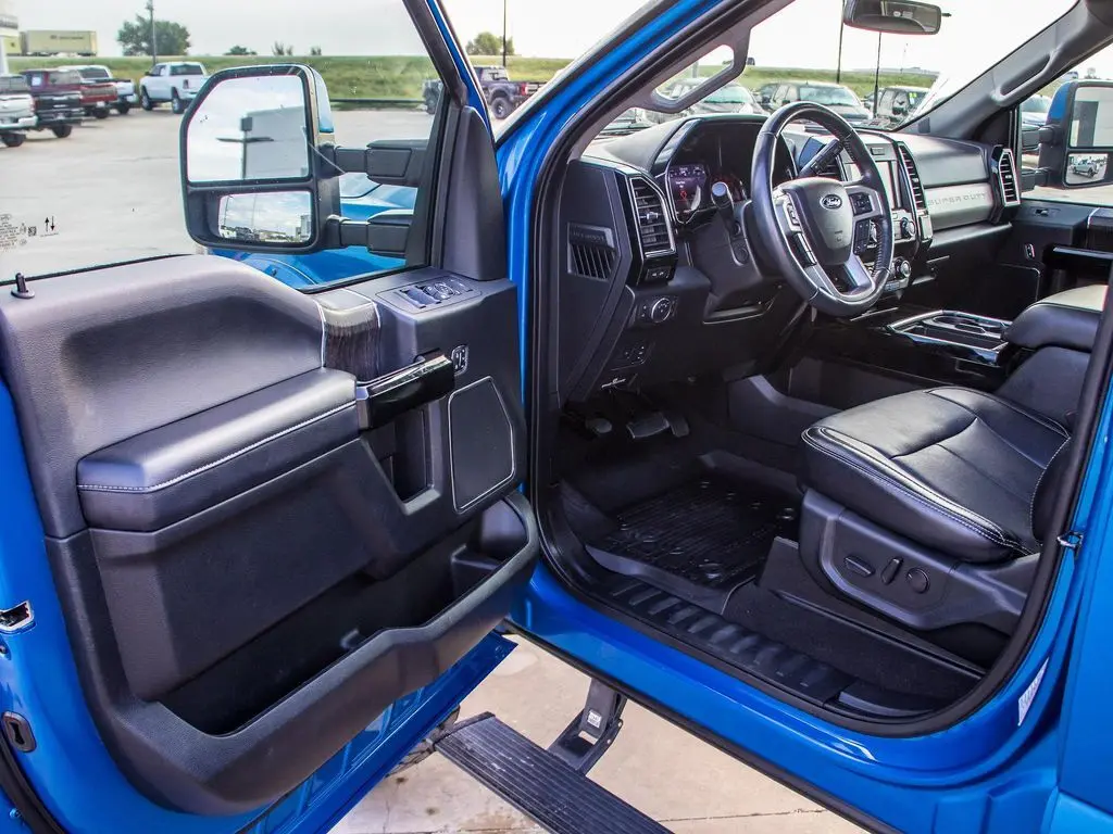 2021 Ford F-250 photo 28