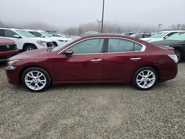 2012 Nissan Maxima SV photo 2