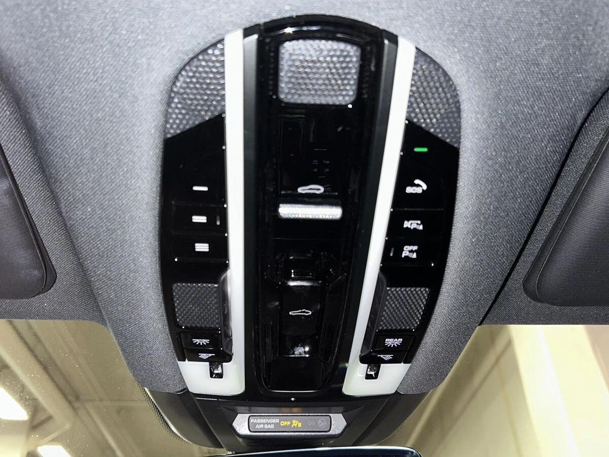 2023 Porsche Cayenne Base - Photo 28
