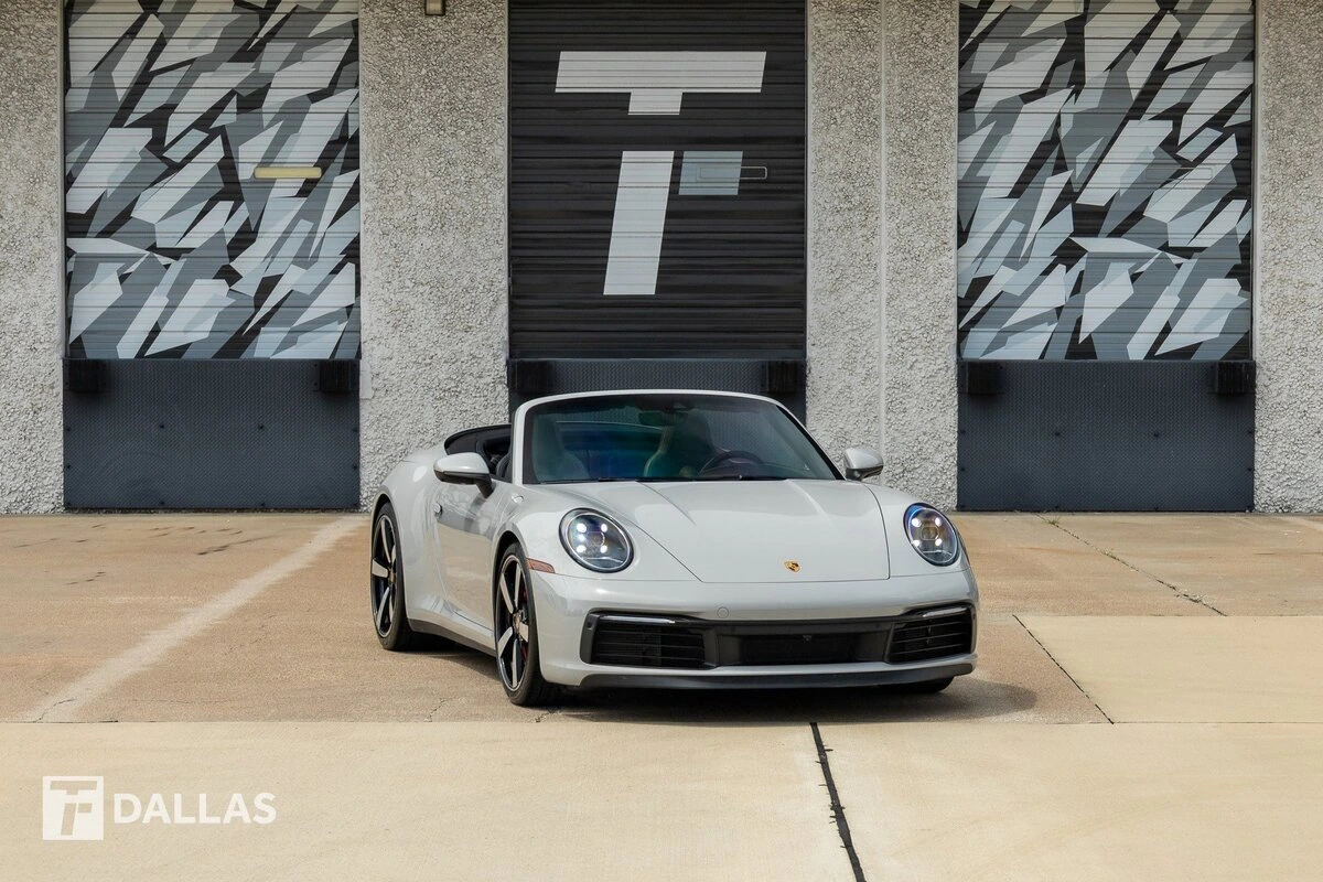 2022 Porsche 911 Carrera S Cabriolet's photo
