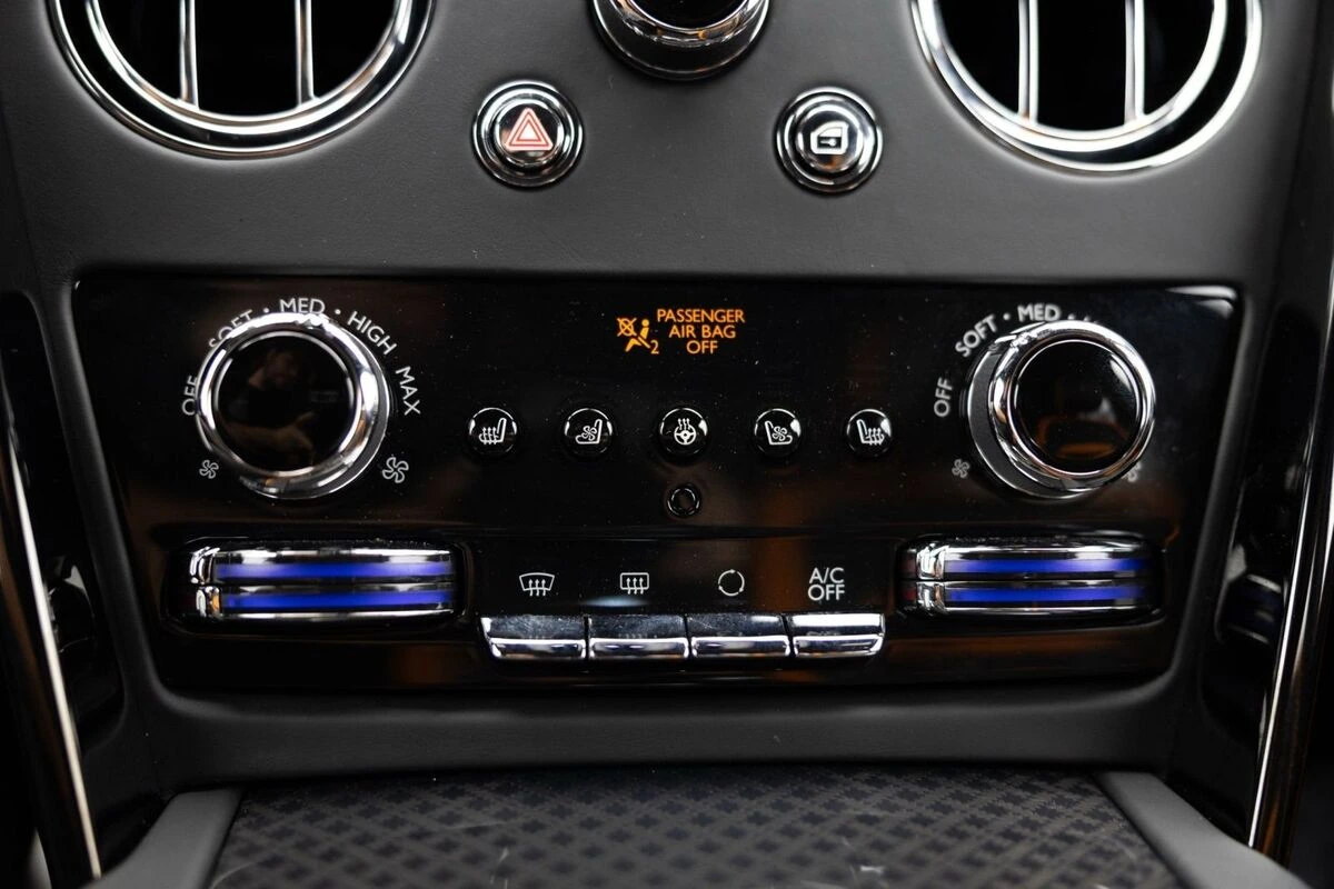 2027 Rolls-Royce Cullinan Black Badge - Photo 45