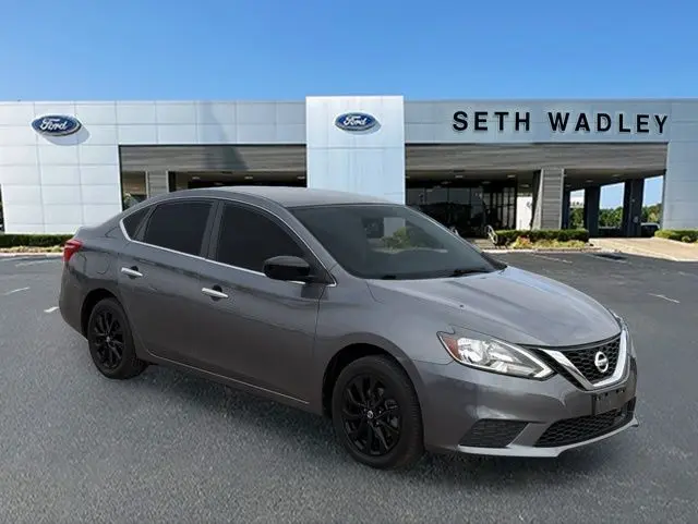 2018 Nissan Sentra S's photo
