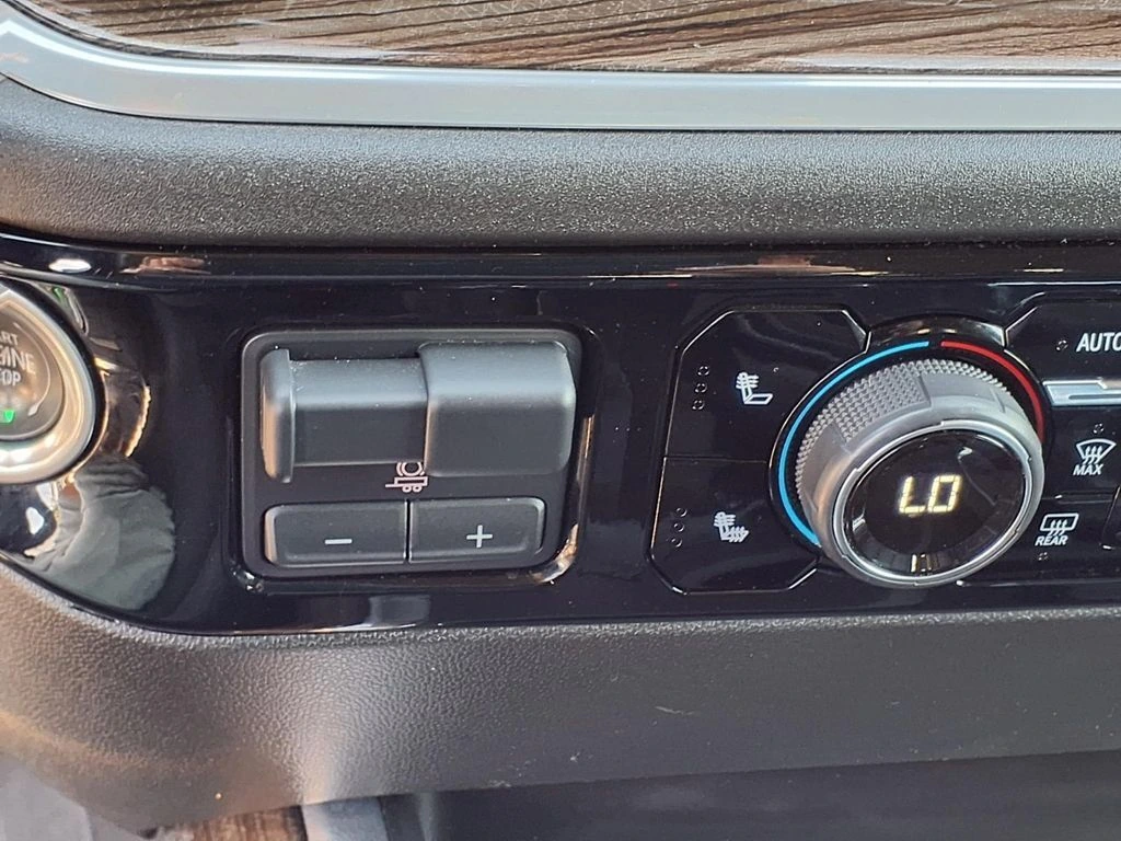 2023 Chevrolet Silverado 1500 RST - Photo 35