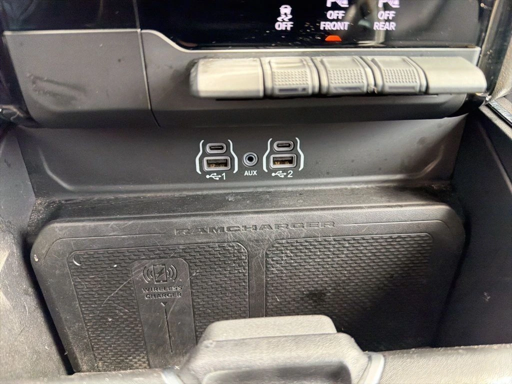 2025 RAM Ram 1500 Pickup Laramie - Photo 28