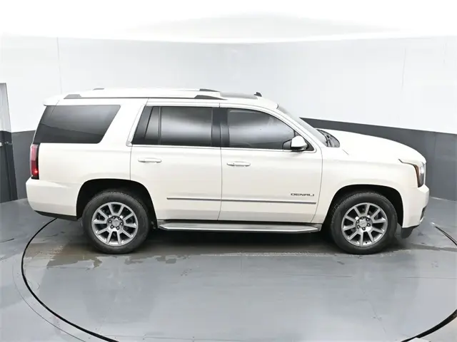 2015 Gmc Yukon Denali photo 35