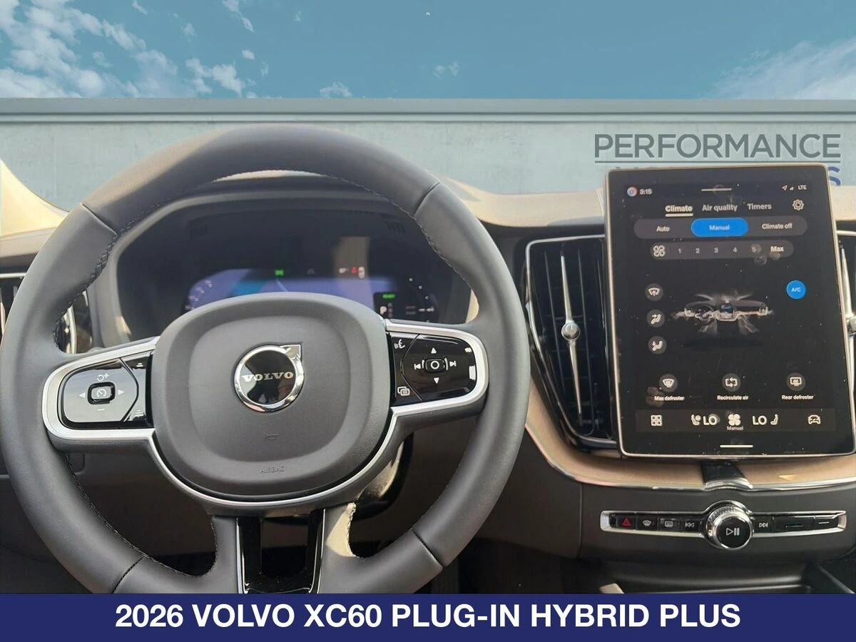 2026 Volvo - image 13