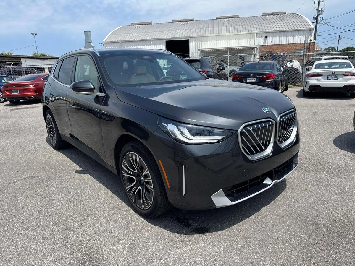 2025 BMW X3 30 XDRIVE's photo