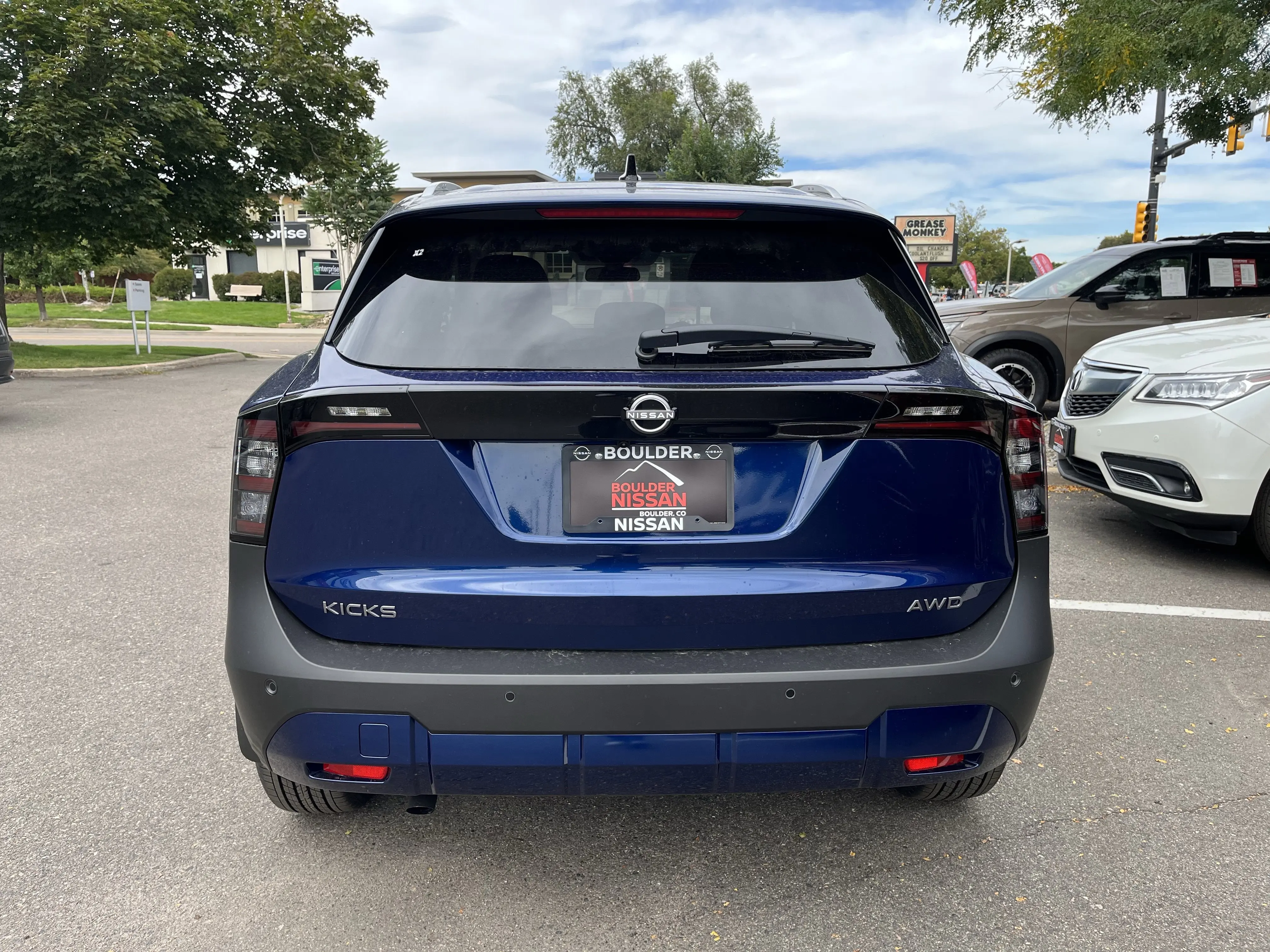 2026 Nissan Kicks SV photo 3