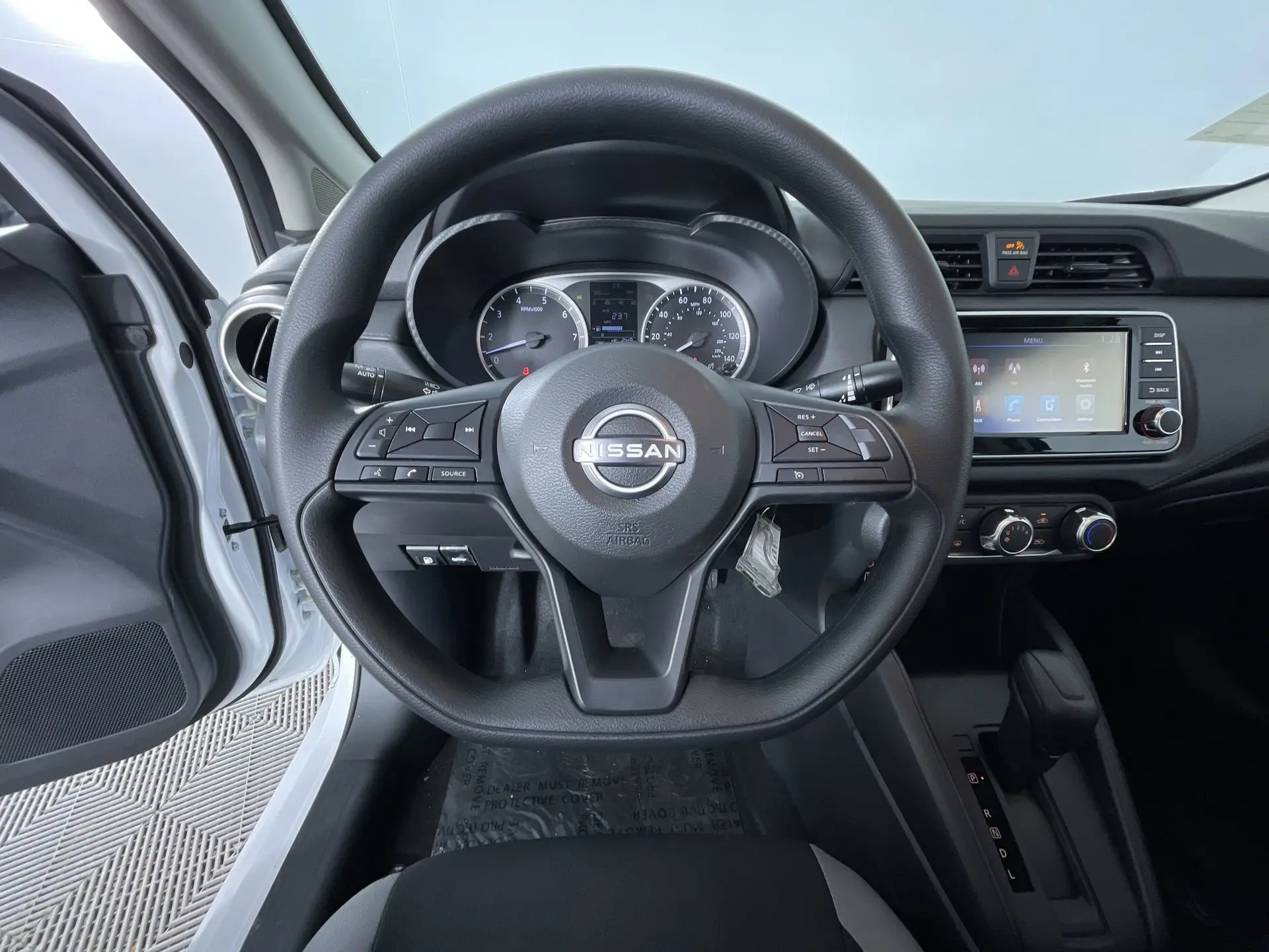 2025 Nissan Versa S photo 14
