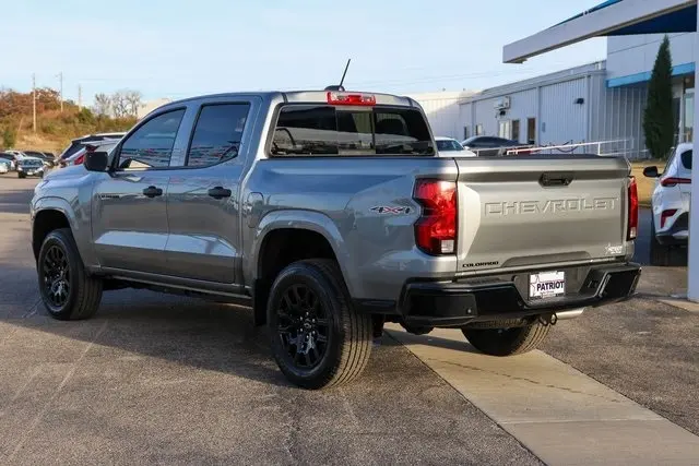 2026 Chevrolet Colorado Work Truck photo 3