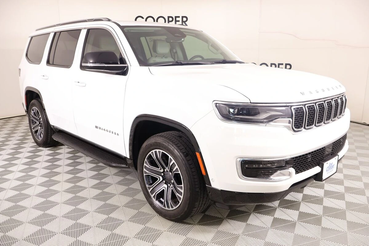 2024 Jeep Wagoneer Series I's photo