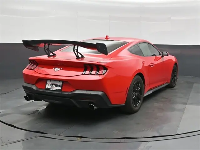 2024 Ford Mustang EcoBoost photo 6