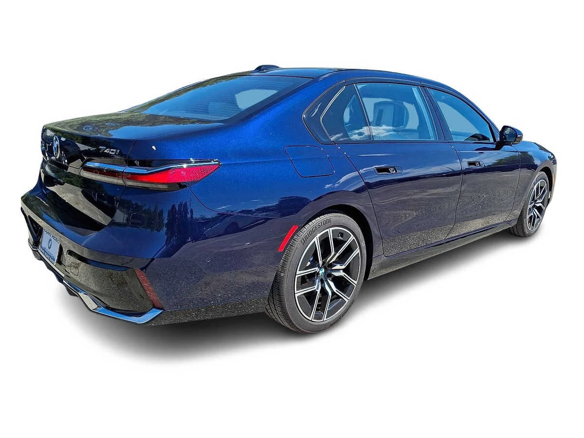2024 BMW 7 Series 740i - Photo 6