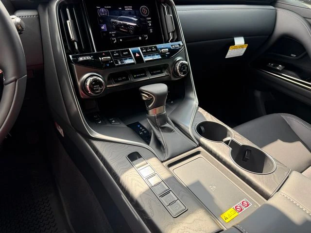 2026 Lexus LX 600 Luxury - Photo 20