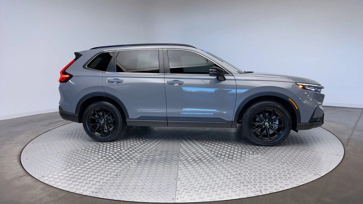 2024 Honda CR-V Sport-L - Photo 9