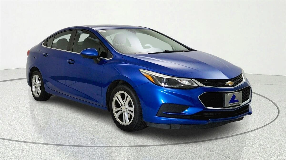2017 Chevrolet Cruze LT Auto's photo