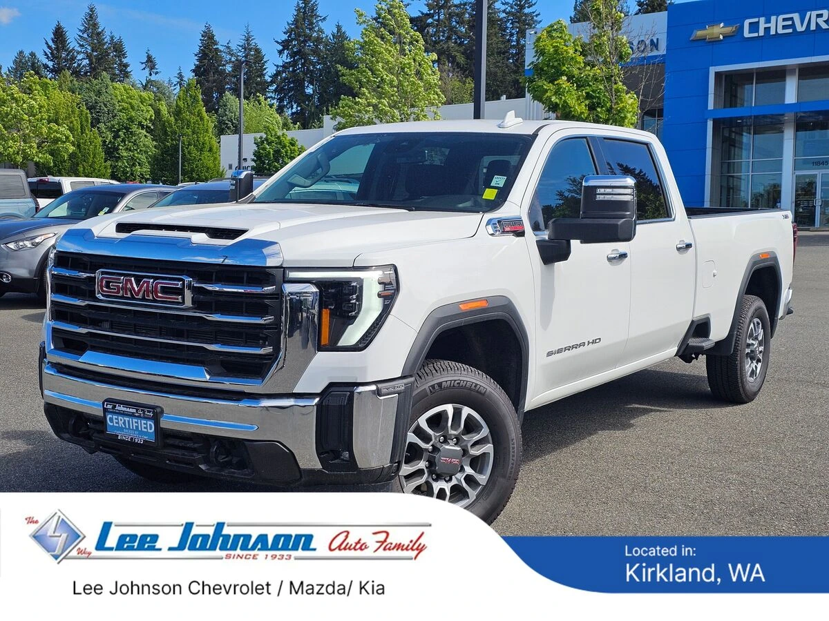 2025 GMC Sierra SLT 4WD Crew Cab Standard Box SRW's photo