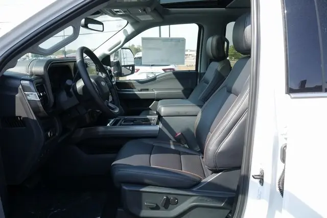 2026 Ford F-250 photo 2