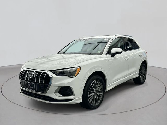 2022 Audi Q3 Premium