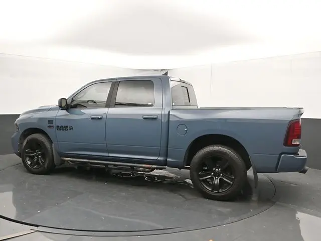 2015 Ram 1500 Sport photo 5