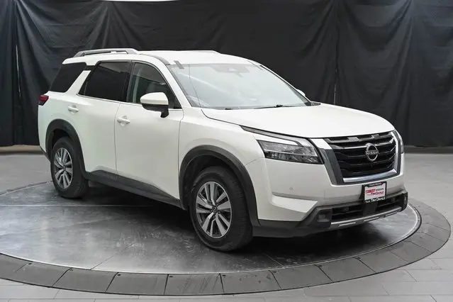 Used 2022 Nissan Pathfinder SL with VIN 5N1DR3CC6NC235390 for sale in Murray, UT