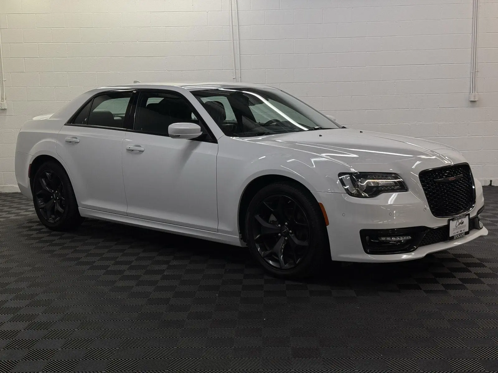 Used 2022 Chrysler 300 S with VIN 2C3CCABG3NH135615 for sale in Spokane, WA