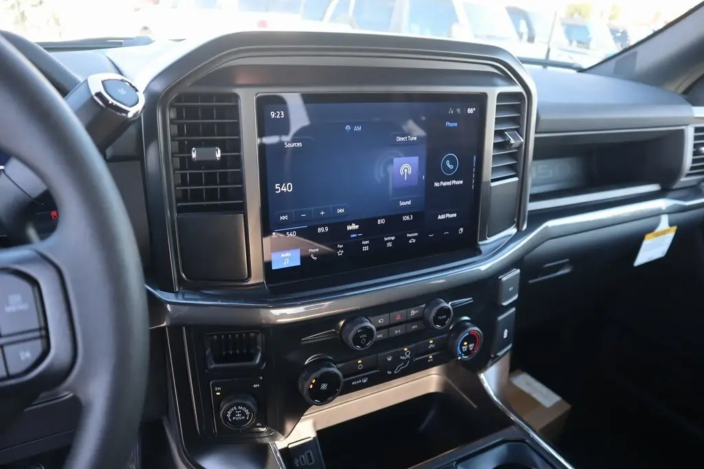 2025 Ford F-150 STX photo 5