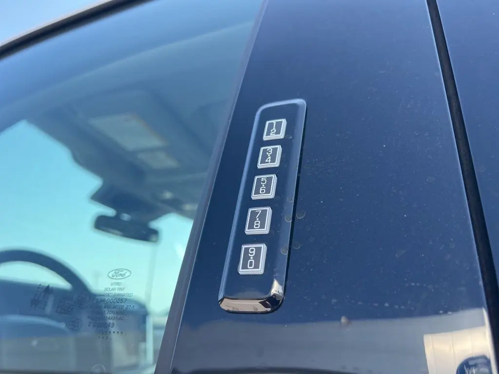 2026 Ford F-350 photo 10