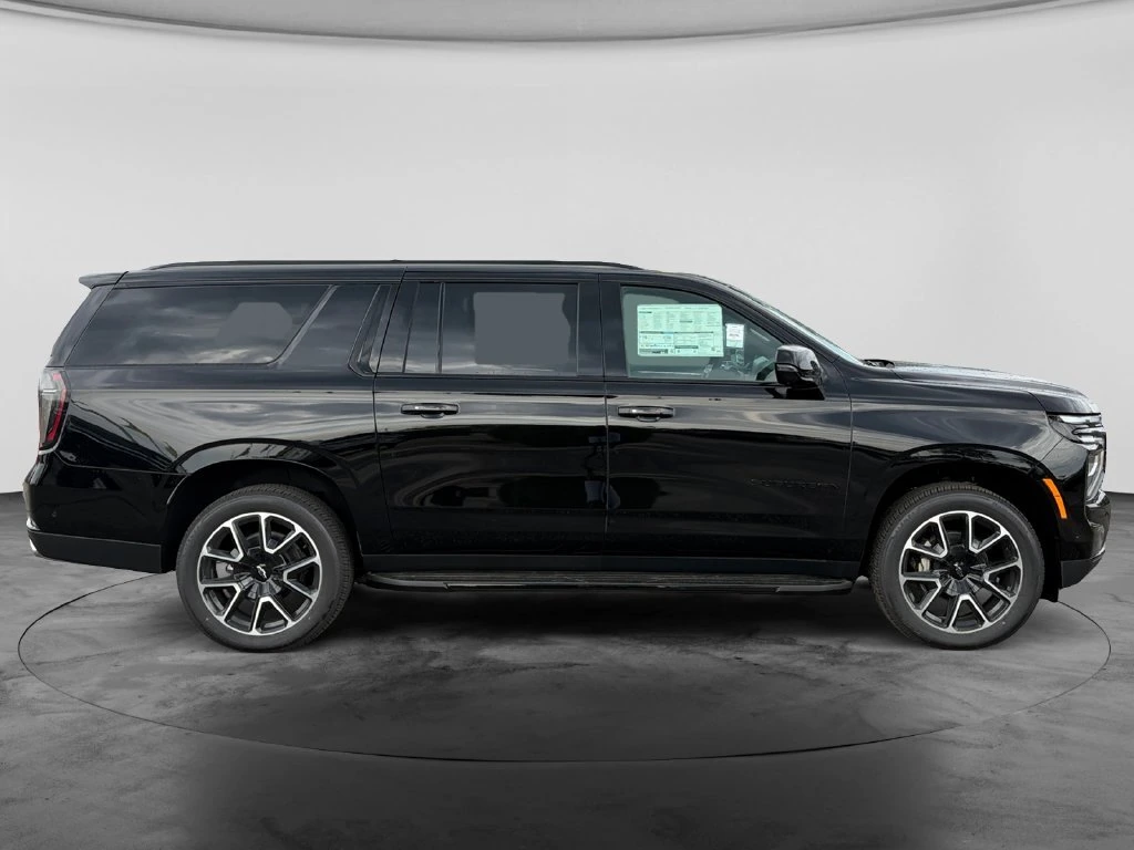 2026 Chevrolet Suburban RST - Photo 11