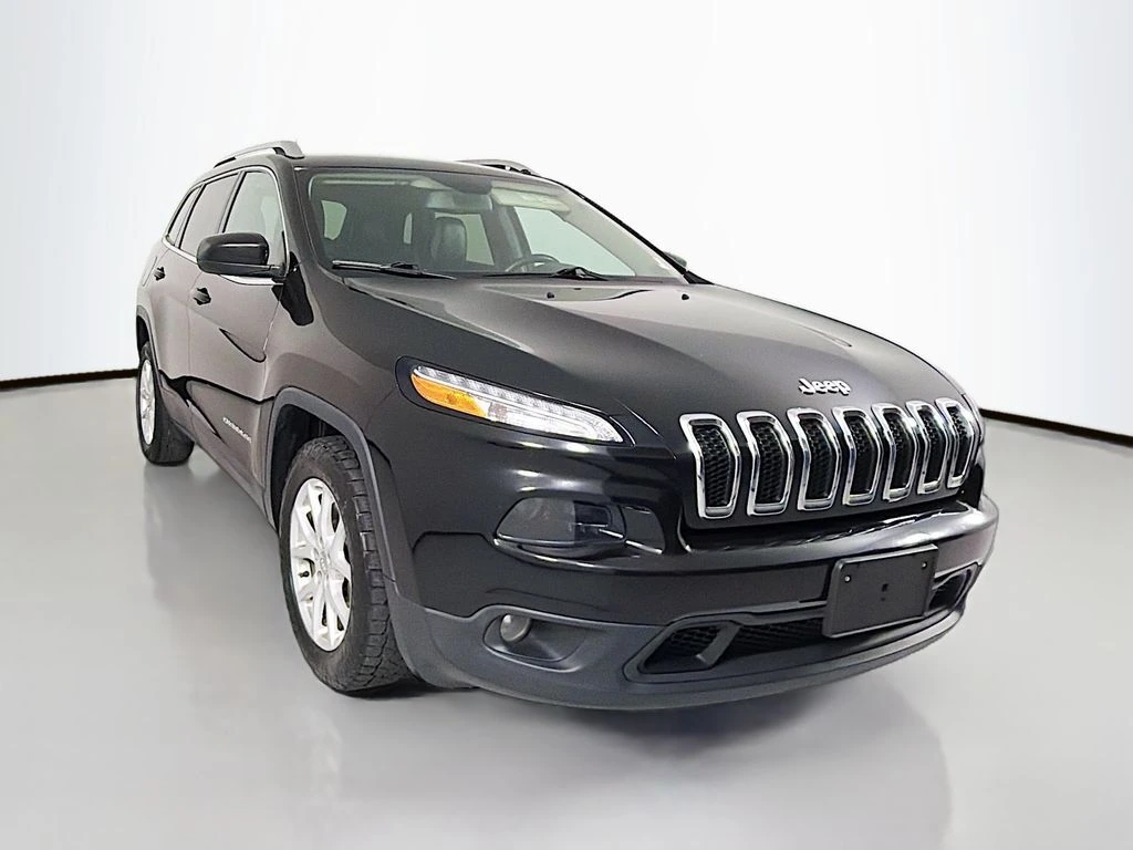 2017 Jeep Cherokee Latitude's photo
