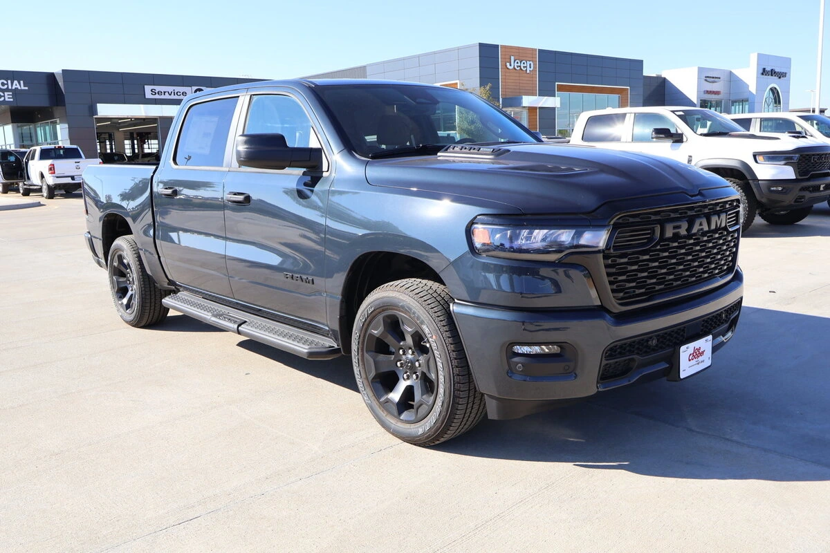 2026 RAM 1500 Pickup Express