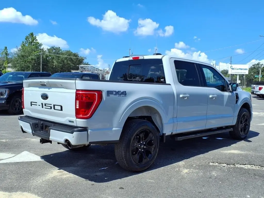 2023 Ford F-150 XLT photo 7