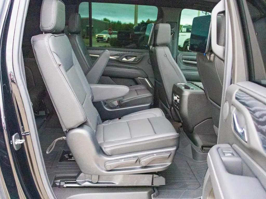 2023 Gmc Yukon XL Denali photo 18