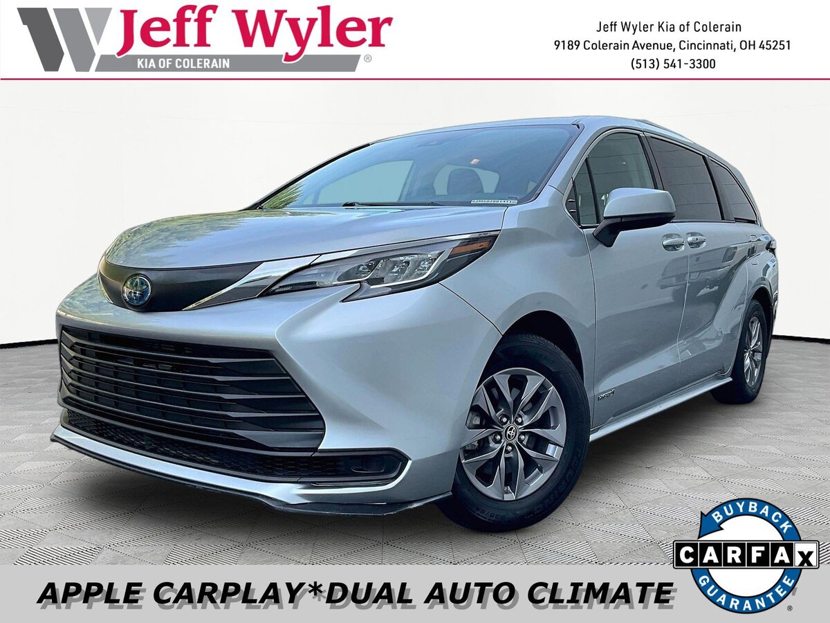 2021 Toyota Sienna LE