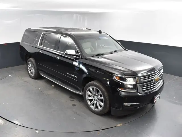 2016 Chevrolet Suburban LTZ photo 28