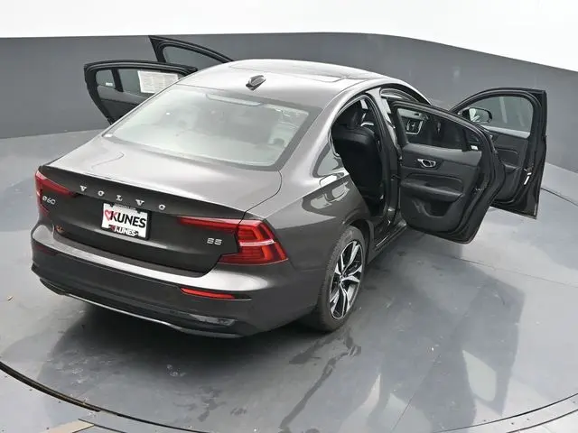 2024 Volvo S60 B5 Core photo 51
