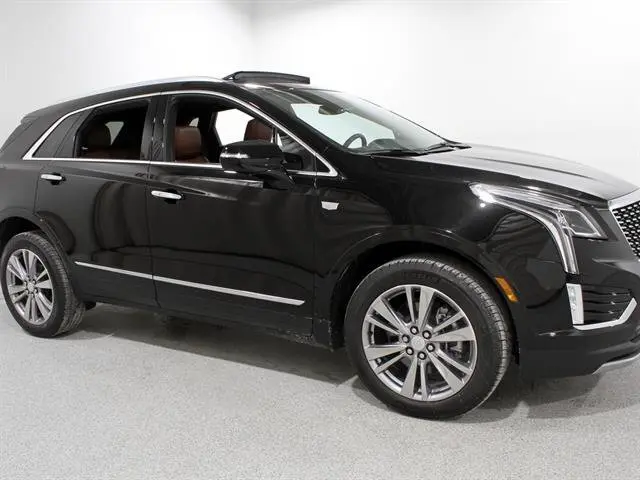 2025 Cadillac XT5 Premium Luxury's photo