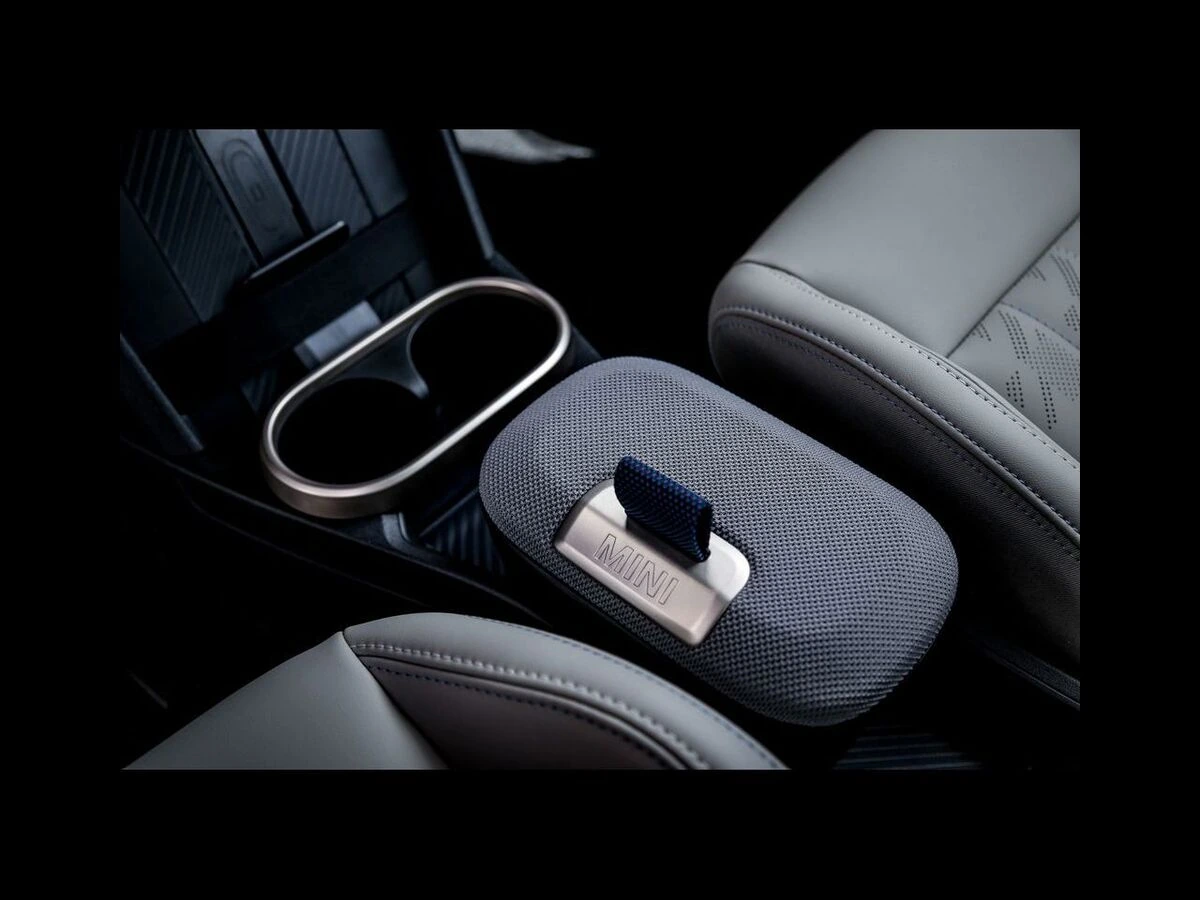 2026 MINI Hardtop 4 Door - Photo 14