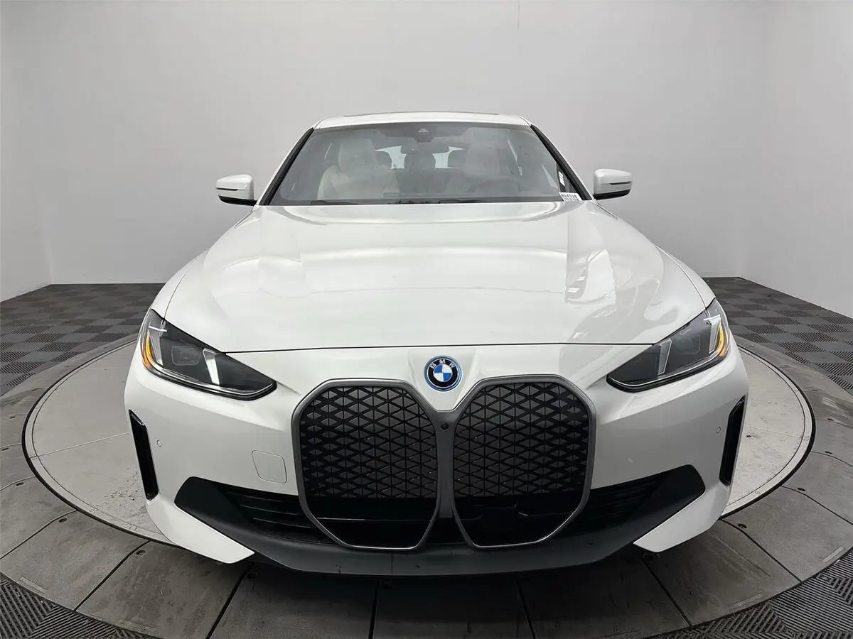 2025 Bmw i4 xDrive40 photo 2