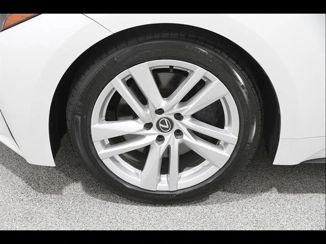 2023 Lexus IS 300 - Photo 22