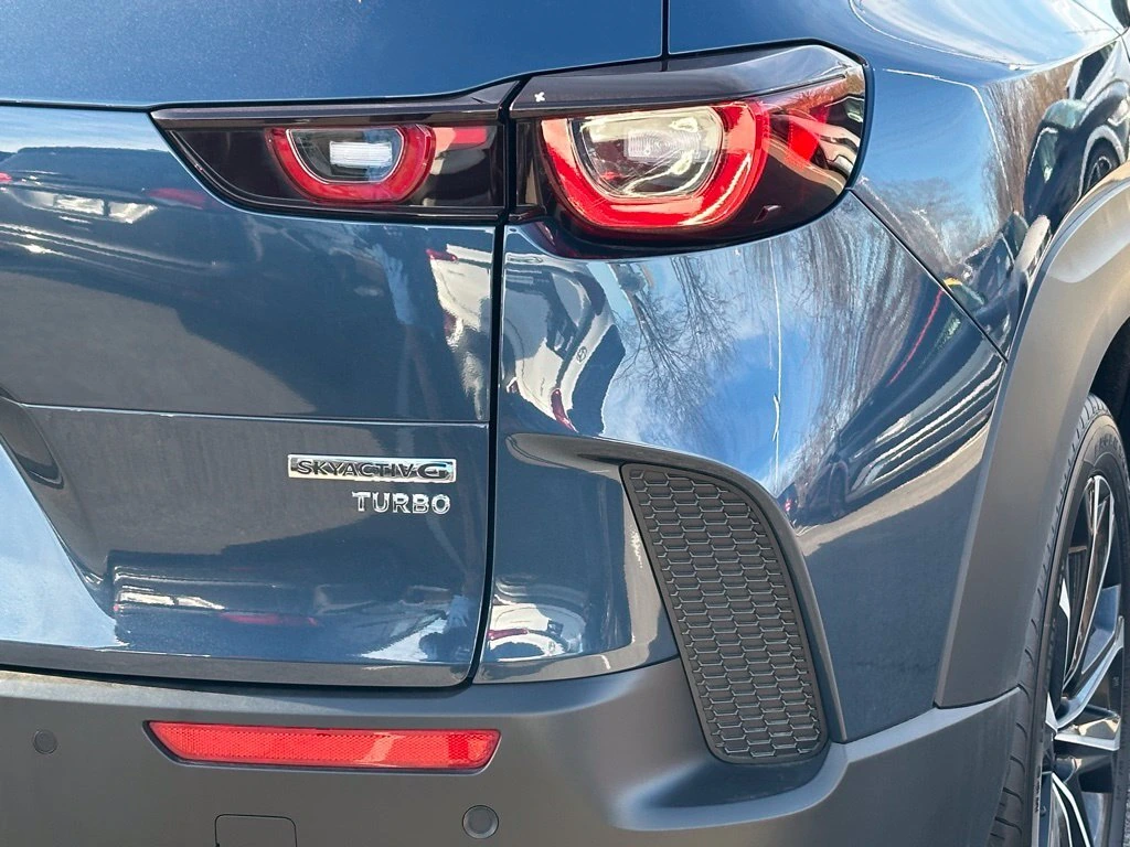 2025 Mazda CX-50 Premium Plus - Photo 11